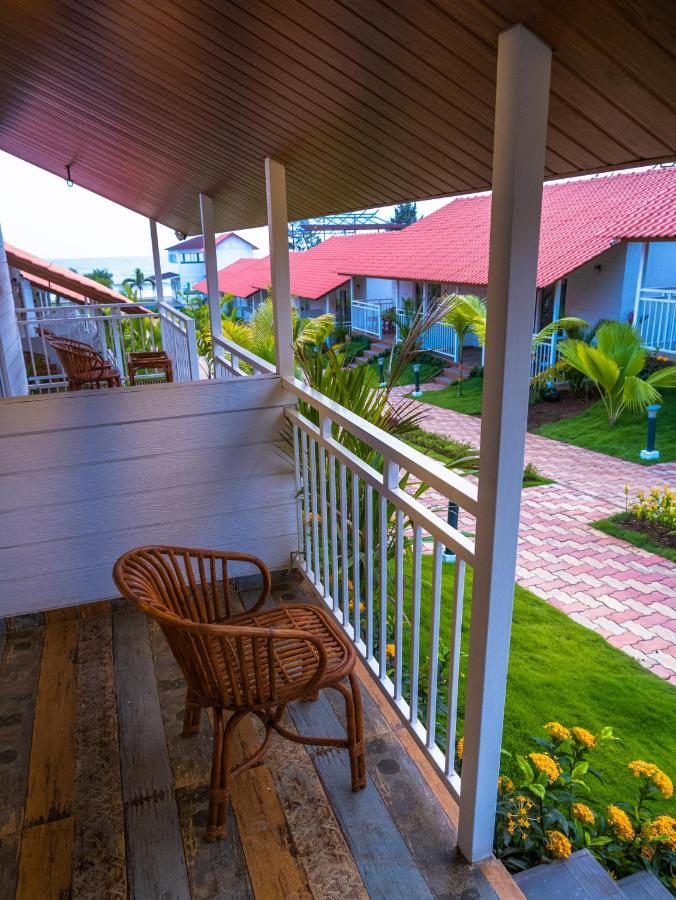 Maargit Beach Resort Mandrem Exterior foto