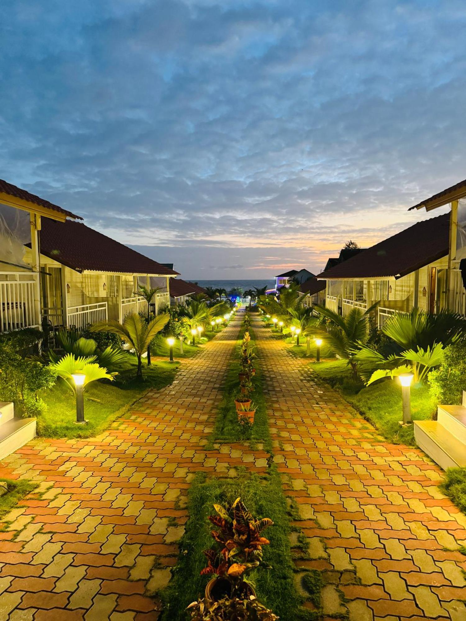 Maargit Beach Resort Mandrem Exterior foto